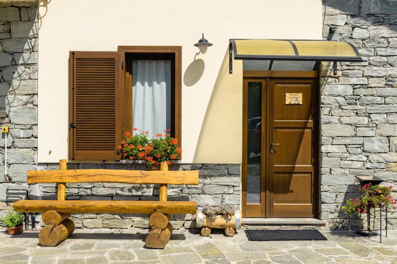 Alloggio del contadino Sondrio Esterno foto
